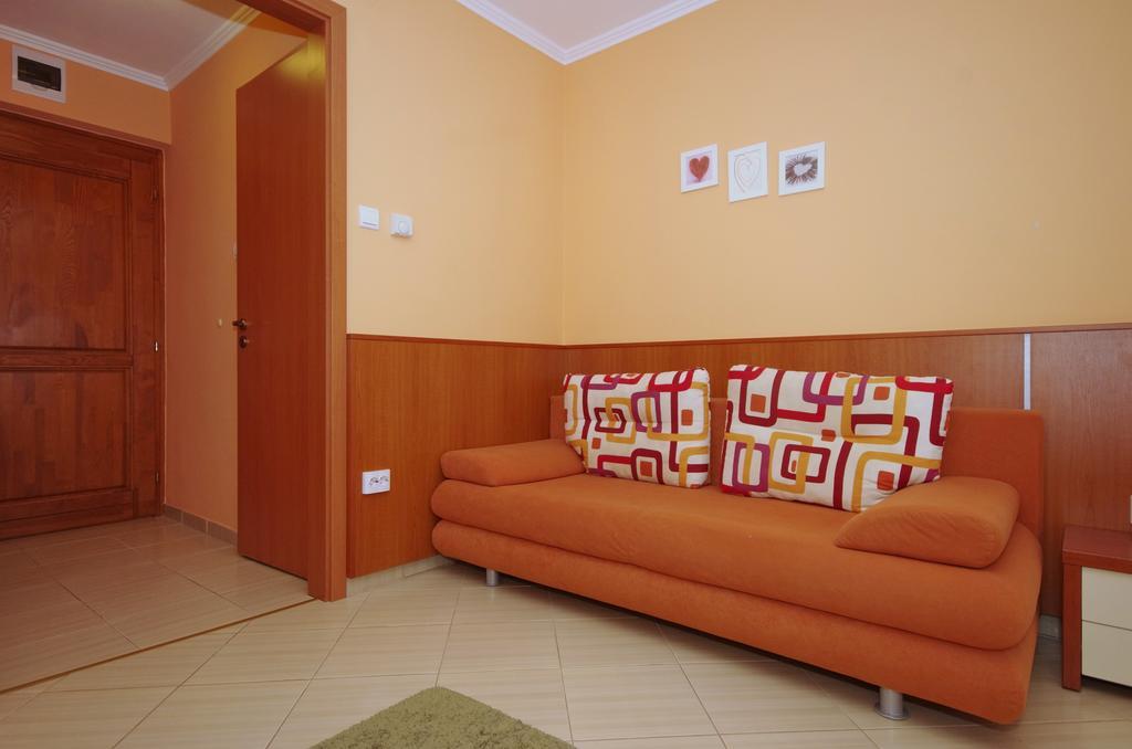 Vararok Apartman Gyula Luaran gambar