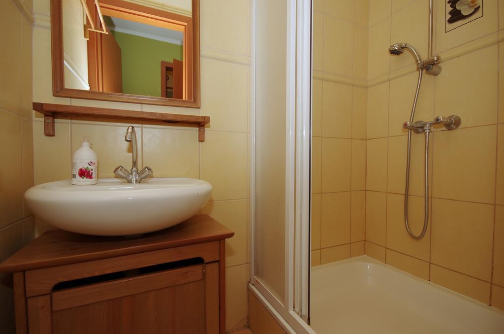 Vararok Apartman Gyula Luaran gambar