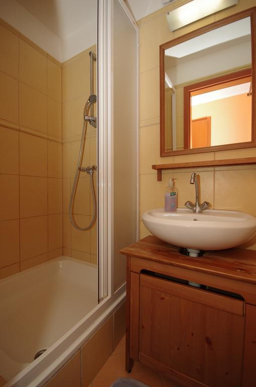 Vararok Apartman Gyula Luaran gambar